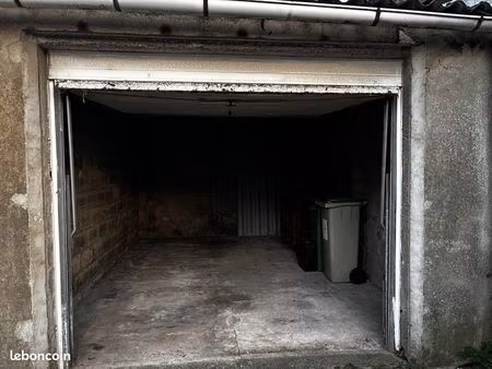 parking/box 16 m² calais