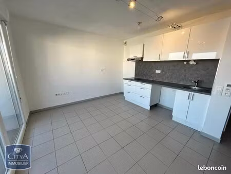 appartement 1 pièce 28 m²
