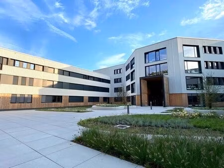 bien professionnel à louer à zwijnaarde € 4.056 (lnhzx) - cd-vastgoed bvba | zimmo