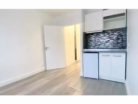 location appartement  17 m² t-1 à boulogne-billancourt  805 €