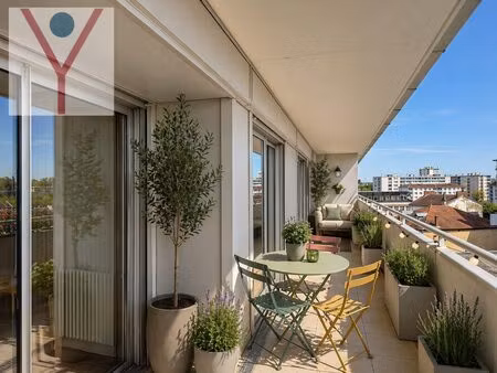 grand appartement de 138 49 m²