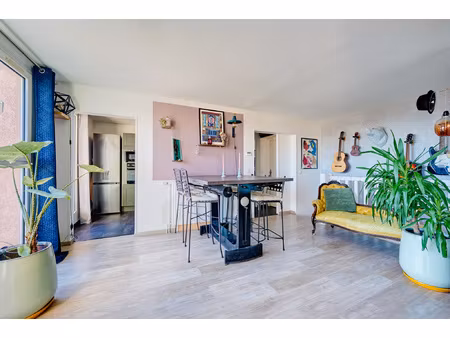 duplex lumineux de 4 pièces