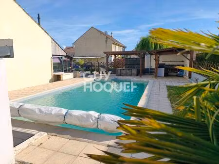 maison de 117 m² - piscine - 3 chambres