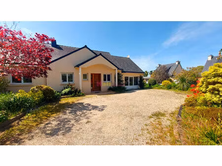 maison plain pied au centre de plabennec