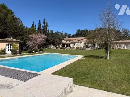 vente maison 19 pièces 470 m² venelles (13770)