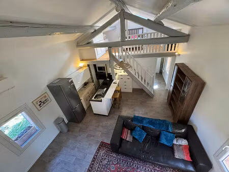 t2 atypique avec mezzanine calme & charme aix les milles