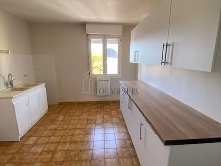 bourges beranger - apt t4 - parking & balcon