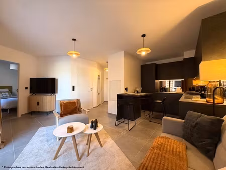 à vendre – superbe appartement t2 de 45 58 m² avec balcon au coeur du village de châtel (7