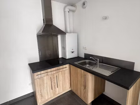 crepy en valois - appartement t1 bis - 31.88 m2