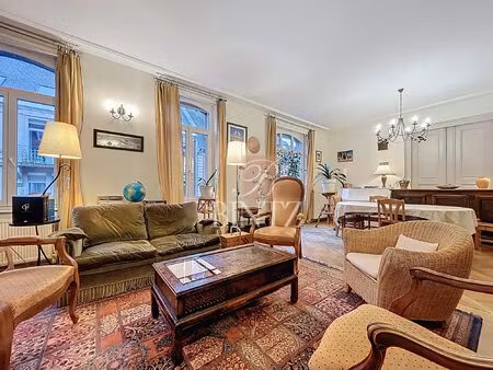 duplex 8 pièces 195m2