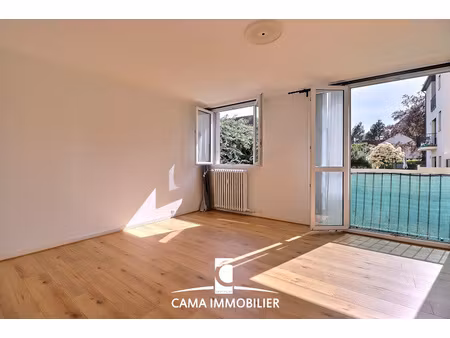 appartement 3 pieces avec box et cave