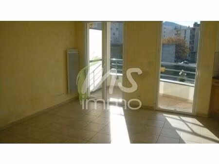 app. f2 avec cave et garage - 44 m² - gap