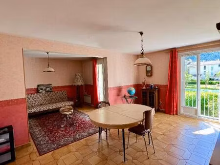 appartement guilherand granges 5 pièce(s) 93 m2  garage  cave