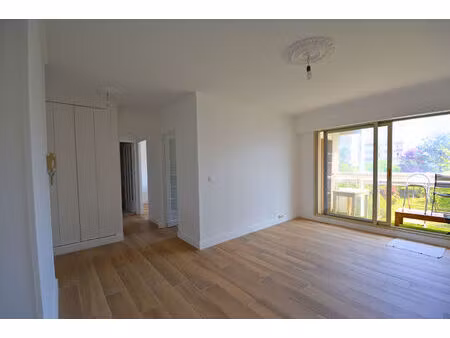 location appartement 2 pièces  41.73m²  le kremlin