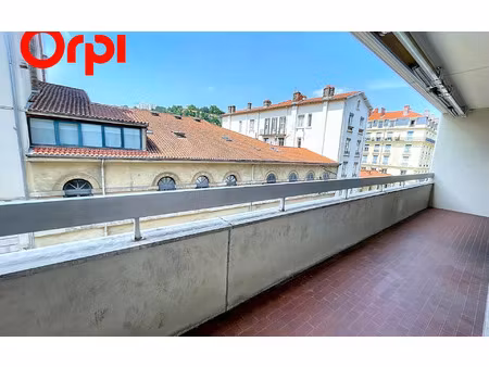 appartement lyon 2 118.1 m² t-5 à vendre  599 000 €