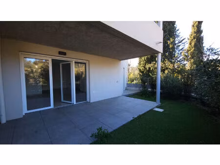 vente appartement 3 pièces  65.59m²  nîmes