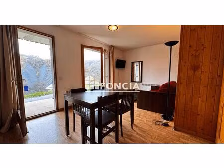 saint-jean-d'arves station de ski typique  cadre calme et agréable - appartement 2 pieces