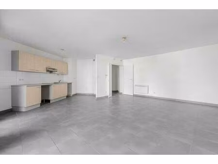 ponts jumeaux t4 avec 3 terrasses et 2 places de parking