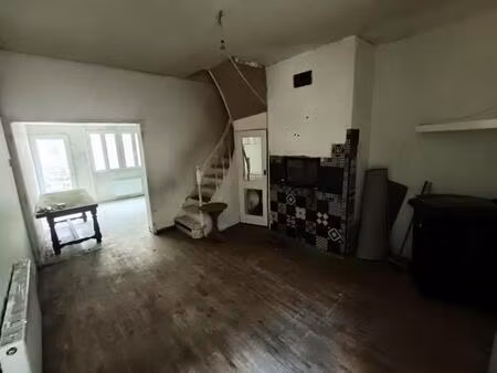 maison 3 chambres  cour  cave st-maurice