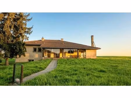 propriété à haut potentiel : 260 m² - gimat