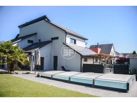 maison pmr avec piscine