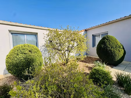 maison de campagne 3 chambres et un bureau