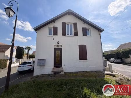 immeuble de 4 appartements