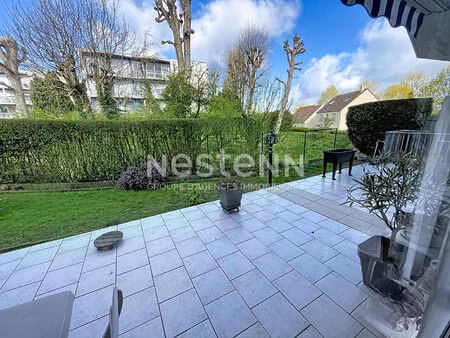 a vendre appartement de 3 pièces de 63 m2 à plaisir - centre ville