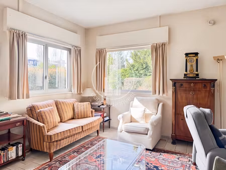 appartement familial avec vaste jardin privatif