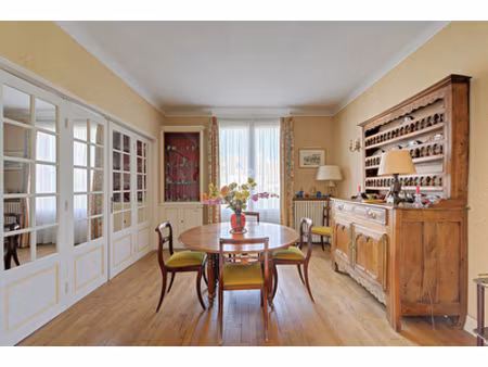 maison à vendre à saint-germain-en-laye - sous-préfecture