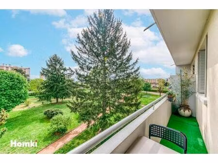 appartement t3 de 63 m2 à bron 69500  rue de la pagère