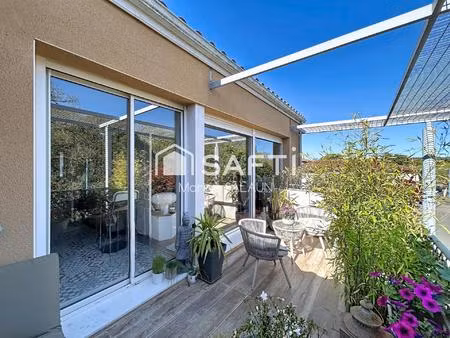 appartement t3 au coeur du village de castelginest