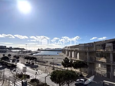 front de mer historique - elégance - quai de la joliette