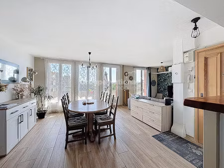 appartement 4 pièces 86 m2 avec balcon et cave