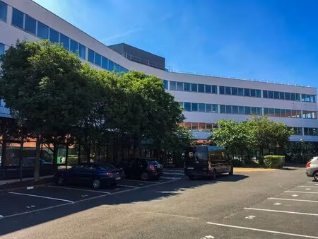 vente bureaux 416 m² à 834 m²