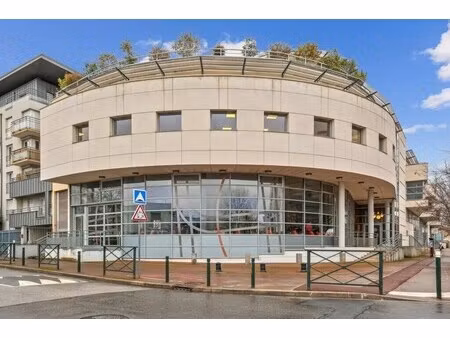 vente bureaux 437 m² à 1 858 m²