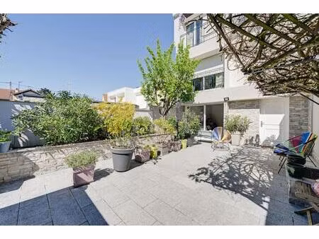 maison t6 de 144 m2 à nanterre 92000