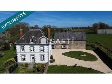 maison de maître avec dépendance en pierre et prairie