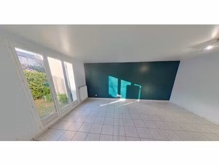 appartement 4 pieces // ste foy les lyon