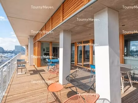 location bureaux 329 m²