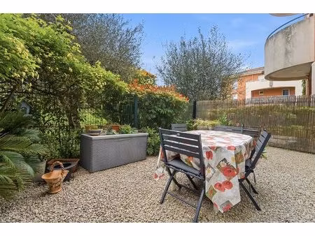 appartement vallauris 2 pièces en rez de jardin quartier riquebonne/saint antoine