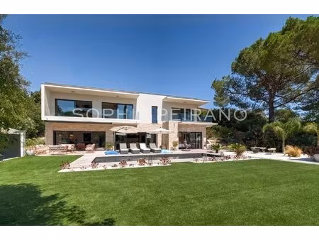 mougins - villa contemporaine neuve avec aperçu mer