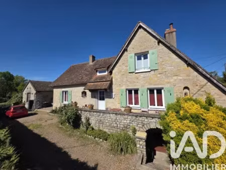 maison de village à montapas (58110)