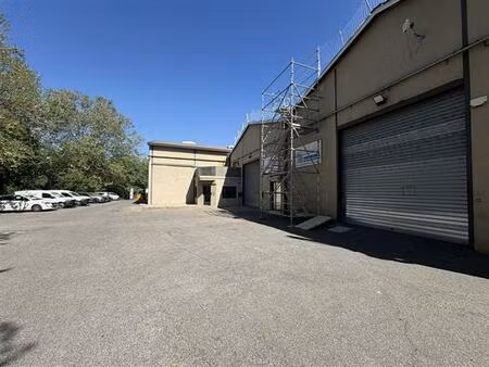 location local d'activités marseille 15ème (13015) 592 m²