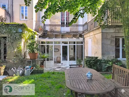 élégante demeure de caractère avec grand jardin arboré - bordeaux fondaudège.