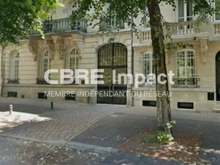 location bureau reims 38 m²