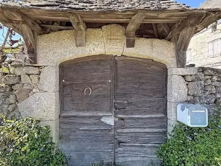 vente ferme 6 pièces 150 m² à montézic (12460)  107 500 €