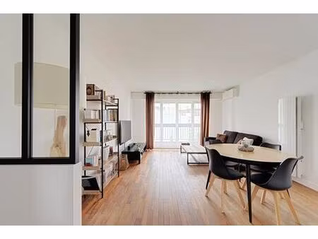 appartement de luxe 2 chambres en vente à rueil-malmaison  île-de-france