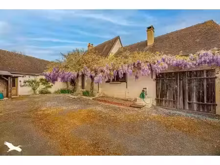 vente maison 4 pièces 106 m² à saint-hippolyte (37600)  166 625 €