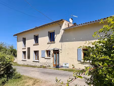 vente maison 5 pièces 149 m² à fontaine-chalendray (17510)  110 000 €